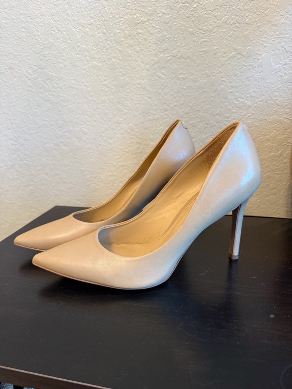Jessica Simpson Beige Pointed-Toe Stiletto Pumps